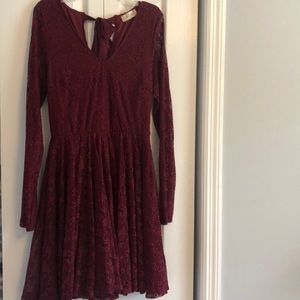 LACE RED DRESS